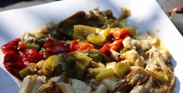 очищенные печеные овощи для армянского салата